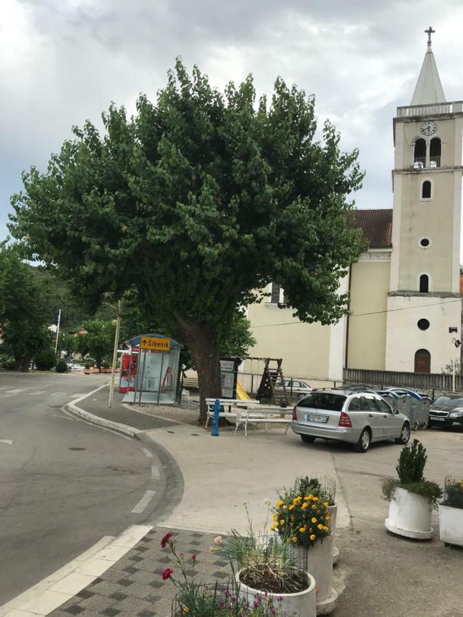 Apartmani Sanja Zaton  Luaran gambar